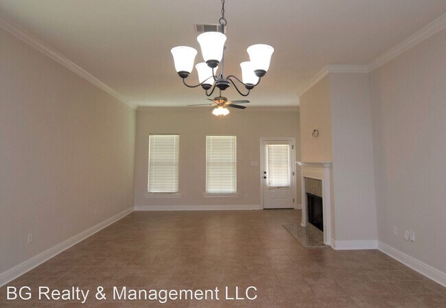 Building Photo - 4 br, 2 bath House - 5768 Girard Dr
