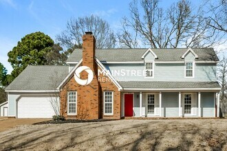 Building Photo - 8018 Cross Village Dr