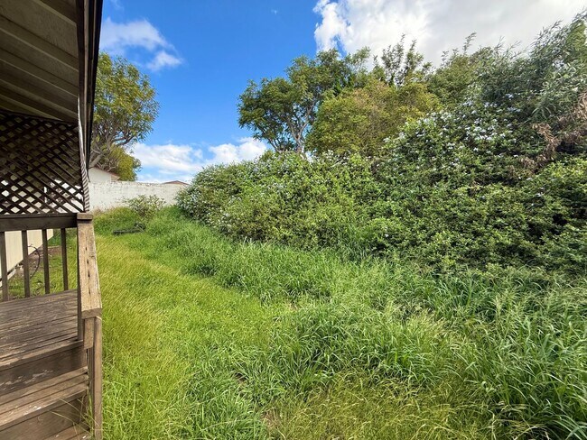 Foto del edificio - Newly Renovated 3 Bedroom / 2 Bathroom House on a 19,000 sq ft lot in Pukalani!