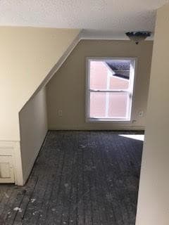 Building Photo - 6238 E 10th St