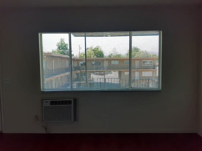 Building Photo - 1575 Olive Ave
