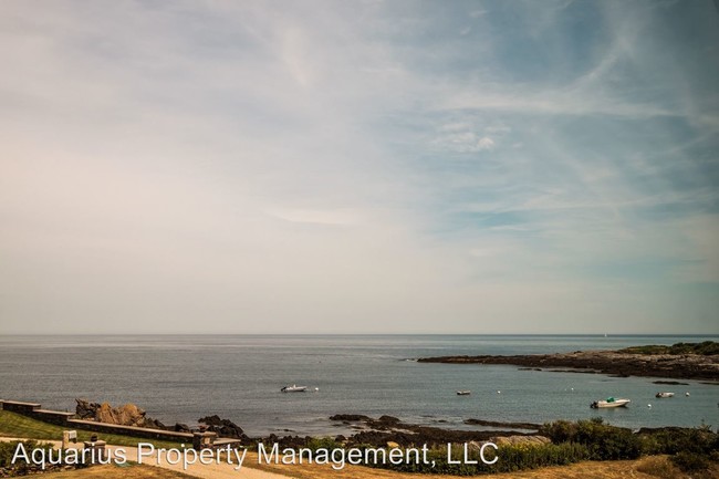Foto del edificio - 3 br, 2 bath House - 11 Rocky Point Lane