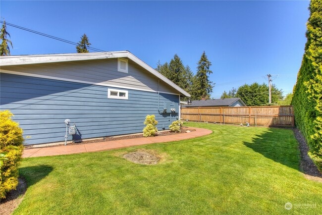 Building Photo - 2311 111th Avenue Ct E
