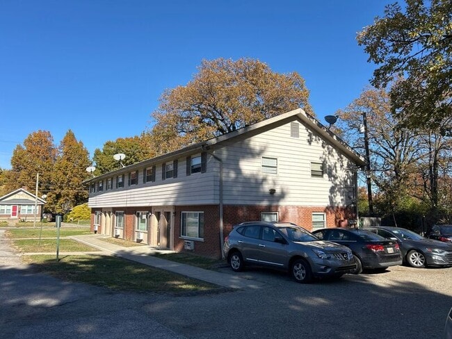 Building Photo - 1389 W Galbraith Rd