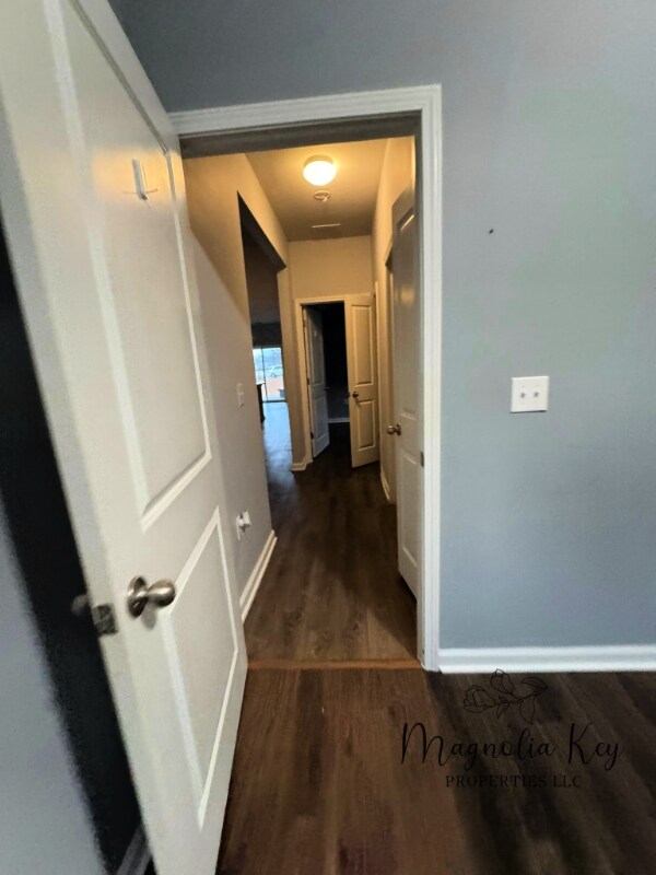 Foto del edificio - 599 Hay Hill Ln