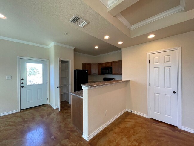 Foto del edificio - Townhome for rent