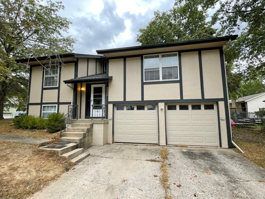 4710 NW 78 St, Kansas City, MO 64151 House Rental in Kansas City, MO