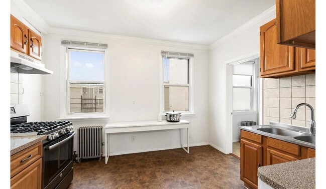 Building Photo - East 159th Street