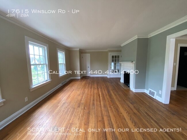Building Photo - Beautiful 4 Bedroom 1 Bath Duplex Apartment