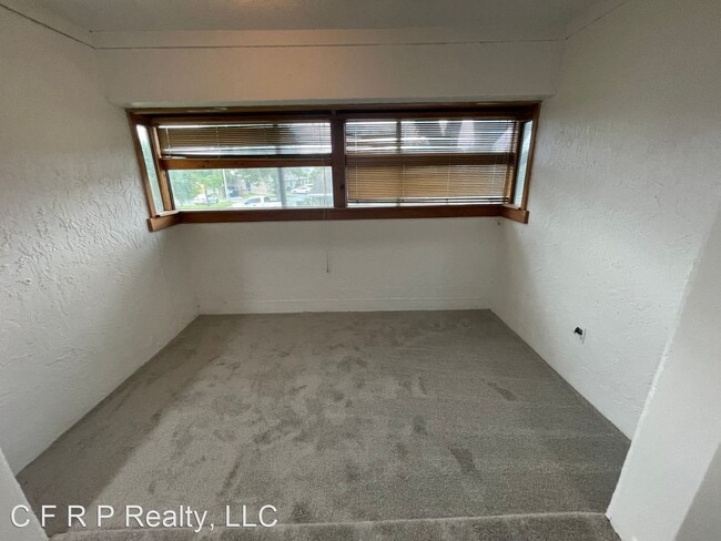Building Photo - 2 br, 2 bath House - 6102 Curry Ford Rd #202