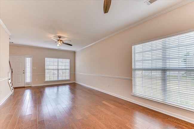 Building Photo - 913 Cabot Cove