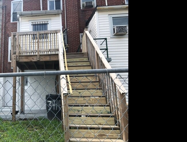 Building Photo - 3414 Ravenwood Ave