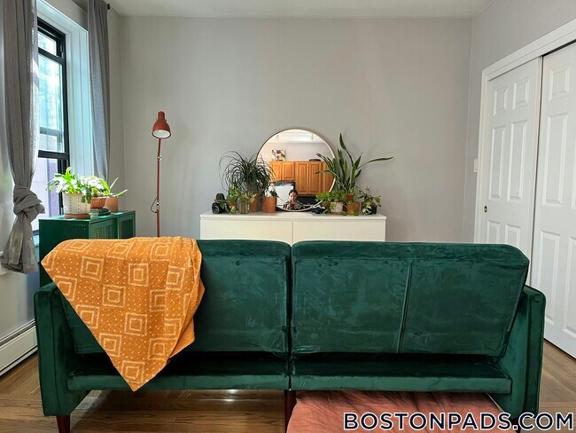 Foto del edificio - 90 Warrenton St