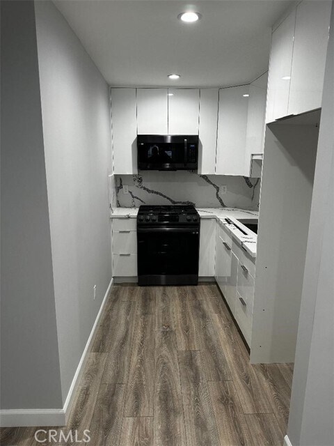Building Photo - 13144 Yerba St