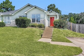 Building Photo - 115 Bolero Way