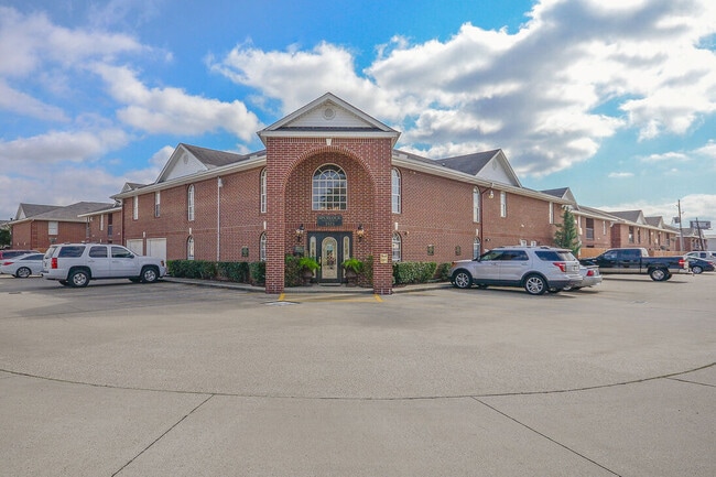 Building Photo - Spurlock North Apartments