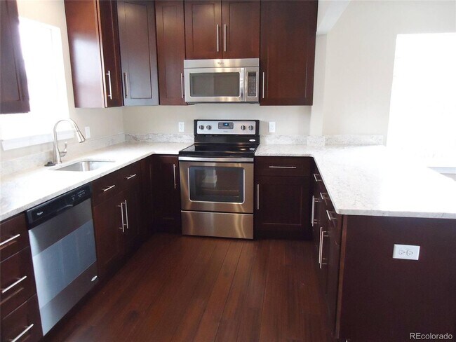 Foto del edificio - Updated Chaffee Park Home