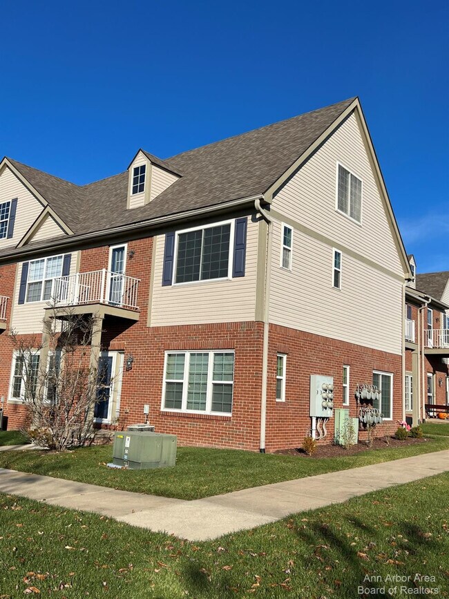 Foto del edificio - 3073 Cloverly Ct