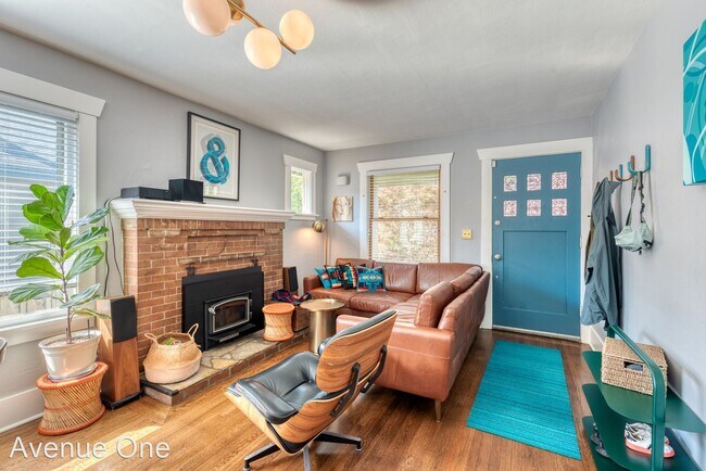 Foto del edificio - 3 br, 2 bath House - 521 N 84th St