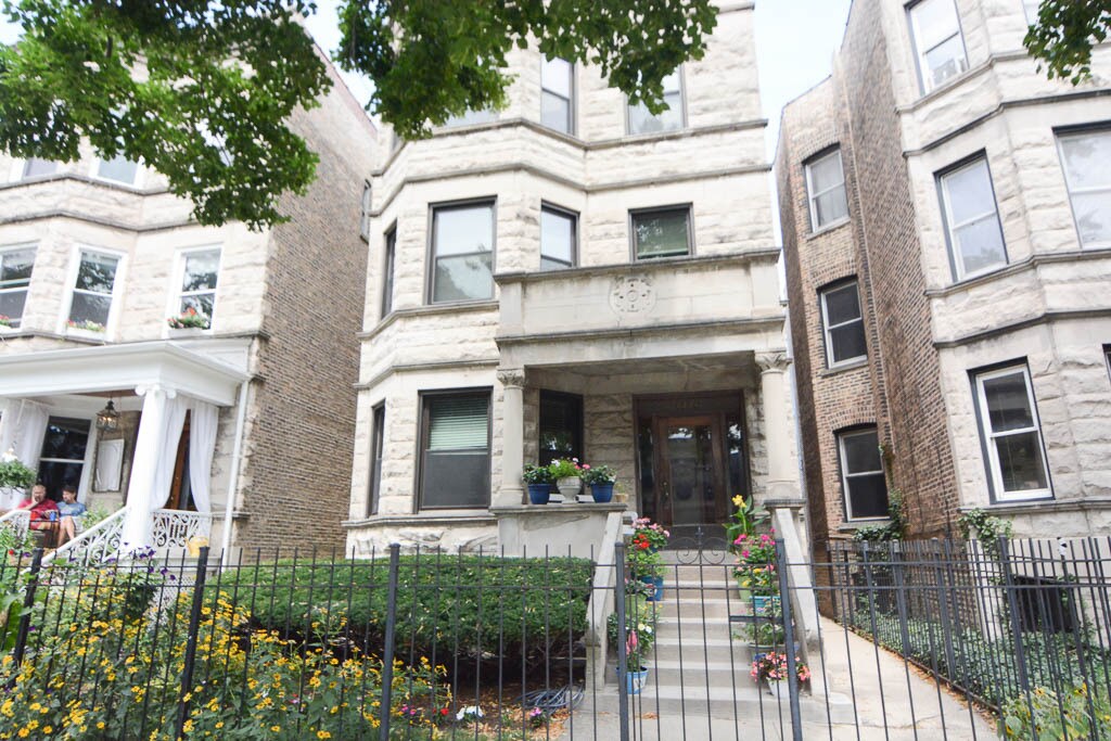 Primary Photo - 1336 W Cornelia Ave
