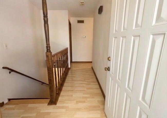Photo - 106 Merlin Circle House