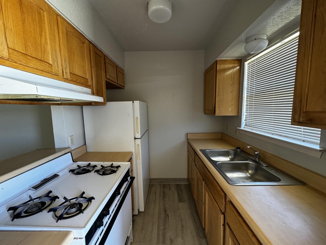 Foto del edificio - 13340 Horizon Blvd