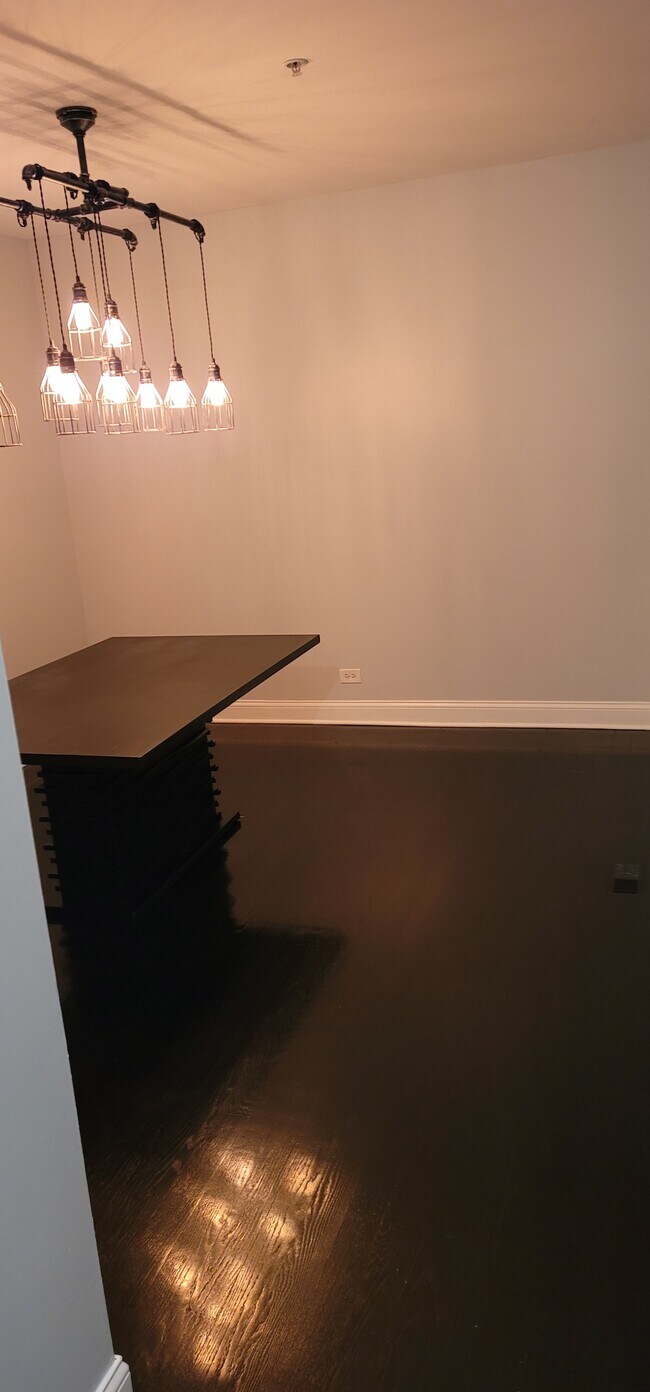 Foto del edificio - 3153 Holden Cir