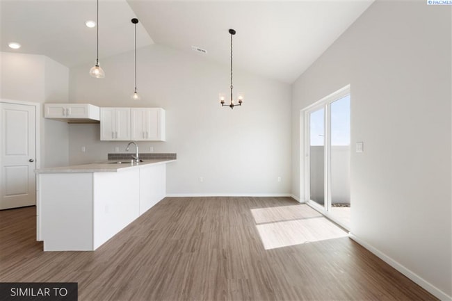 Foto del edificio - 5505 Remington Dr