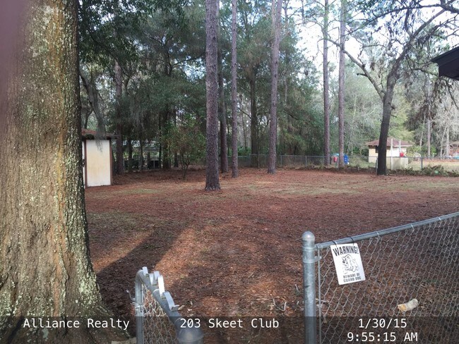 Building Photo - 203 Skeet Club Rd