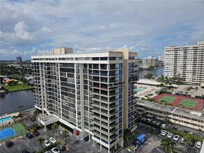 Building Photo - 2017 S Ocean Dr