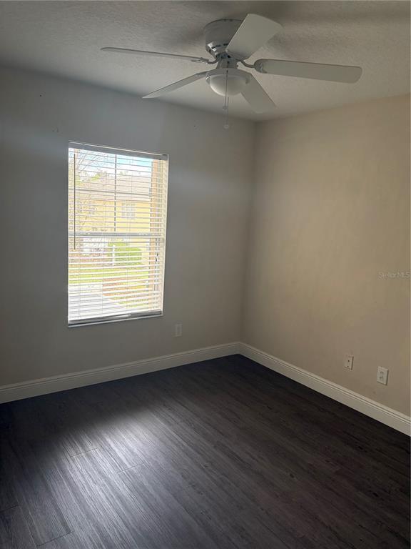 Building Photo - 2021 Beachberry Ln