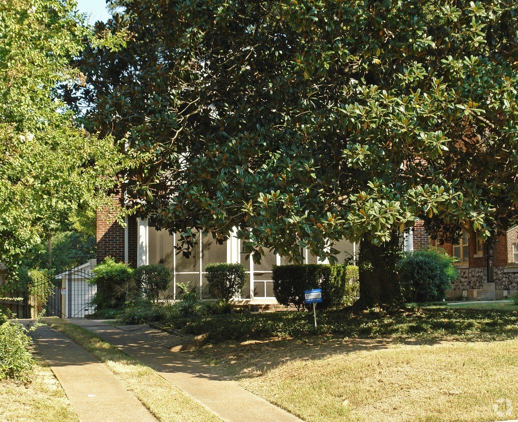 Foto del edificio - 2188-2190 Washington Ave