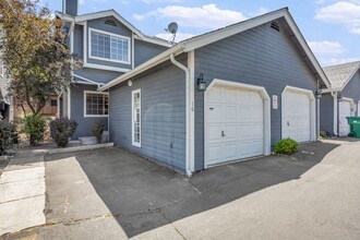 Building Photo - 2650 Plumas St