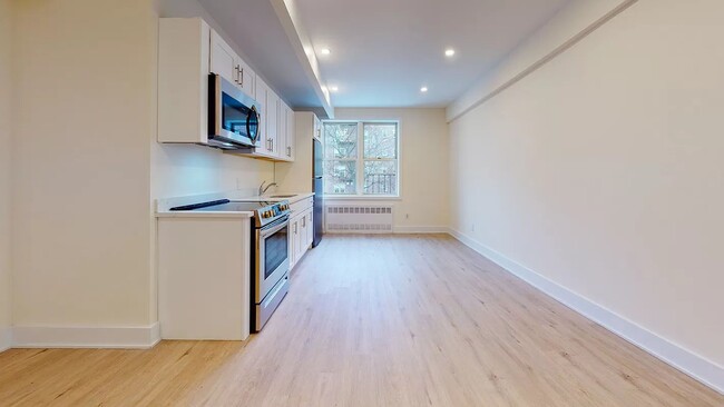 Building Photo - 8855 Bay Parkway