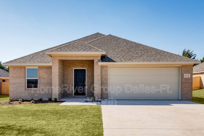 Primary Photo - 112 N Creek Dr