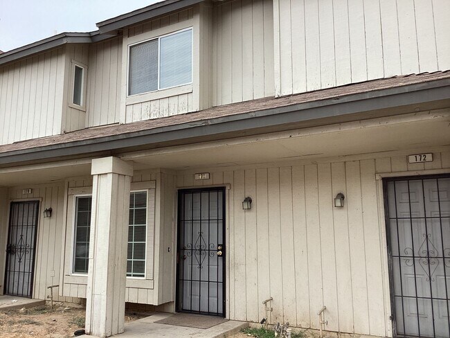 Foto del edificio - 4781 N Polk Ave