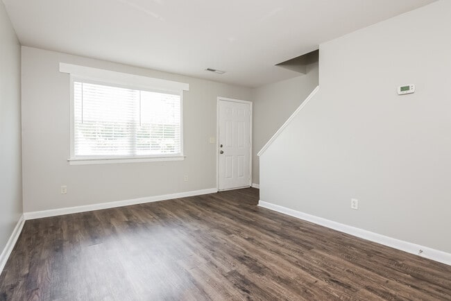 Building Photo - 815 Von Kolnitz Rd
