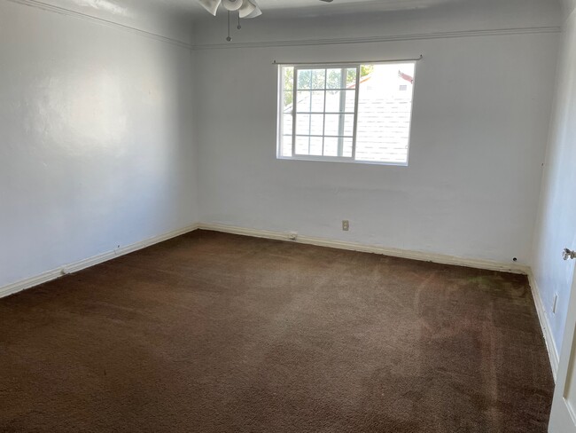 Bedroom hardwood floors - 1203 S Sycamore Ave