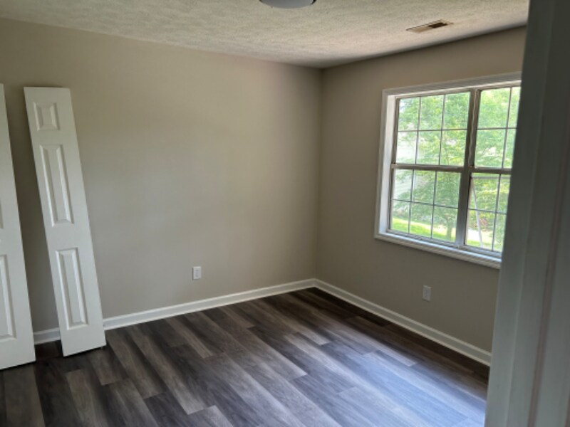 Building Photo - 1498 Mize Rd