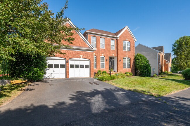 Photo - 2410 Dakota Lakes Dr House