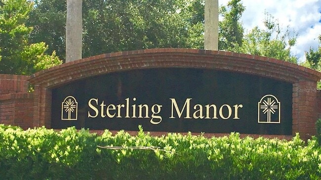 Foto del edificio - 5131 Sterling Manor Dr
