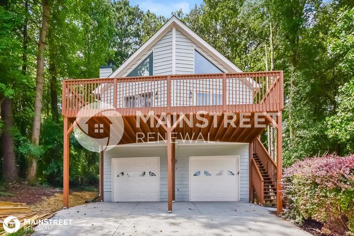 Primary Photo - 657 LAKE DR, SNELLVILLE, GA 30039