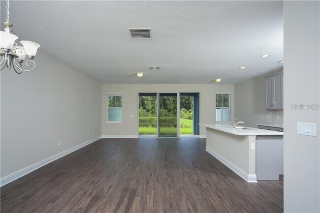 Building Photo - 4505 Chinkapin Dr