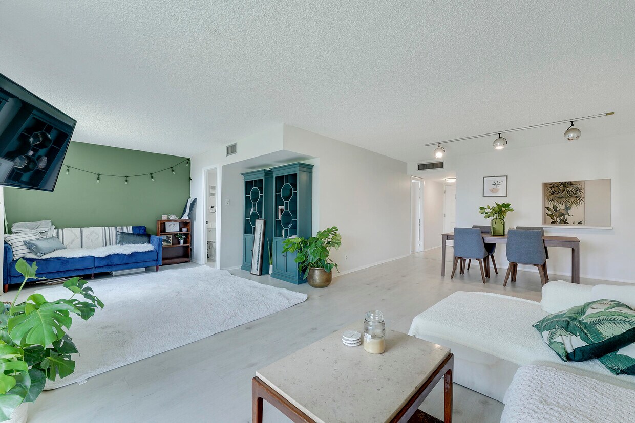 Foto principal - 299 NW 52nd Terrace