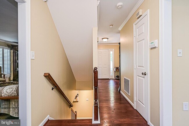 Foto del edificio - 6587 Forsythia St