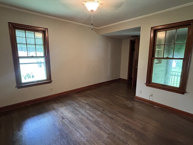 Foto del edificio - 1050 Clearview St NW