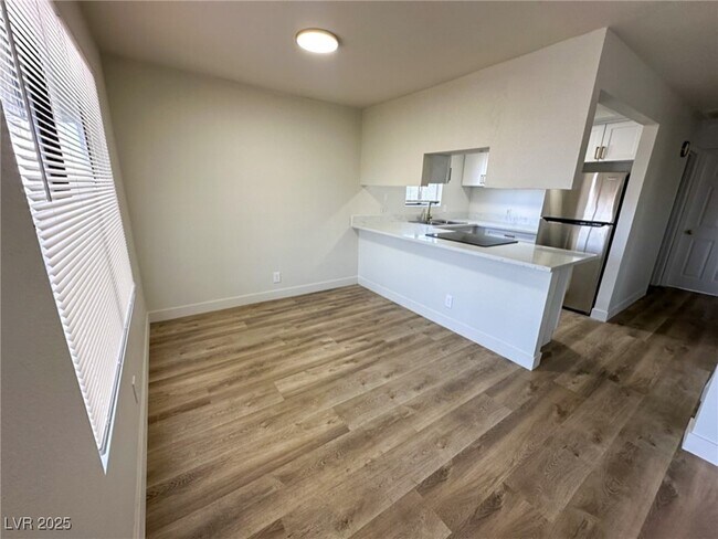 Building Photo - 6932 Kilgore Dr