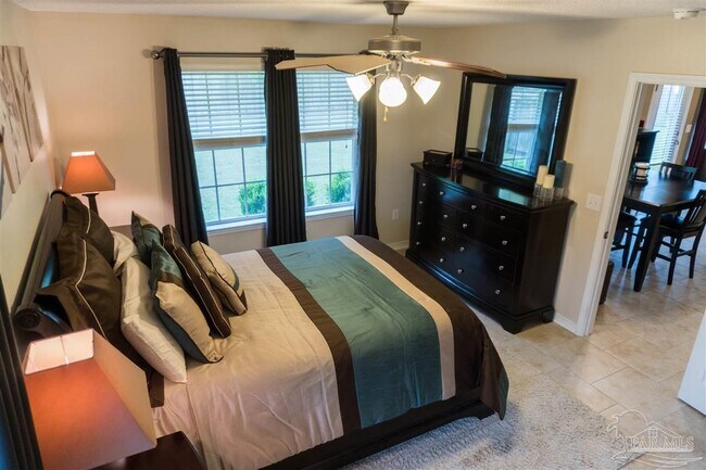 Foto del edificio - 5341 English Oak Dr