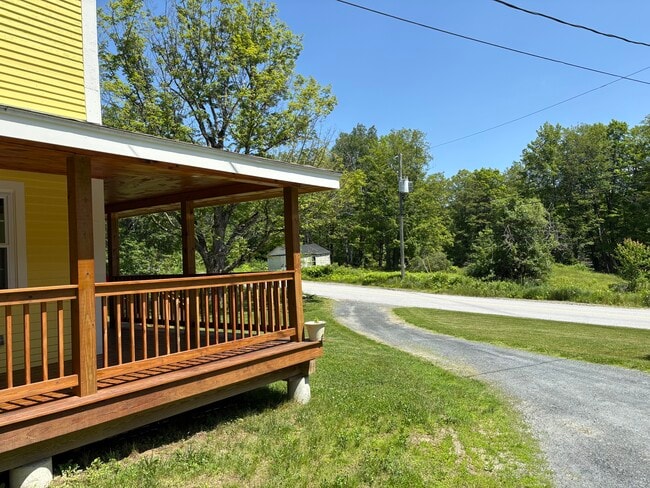 Looking into the front yard - 66 Stagecoach Rd