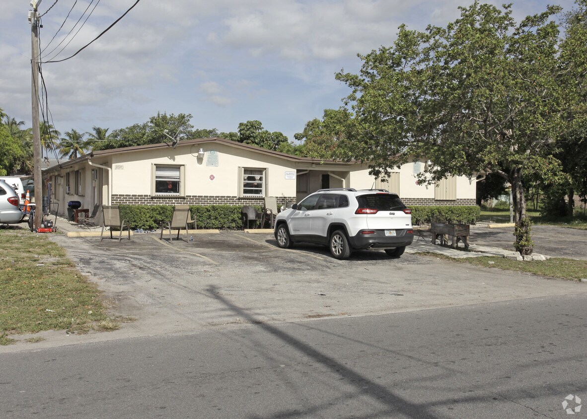Foto del edificio - 417 NW 7th Ave